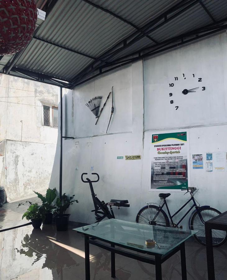 Bukittinggi Homestay Esterno foto