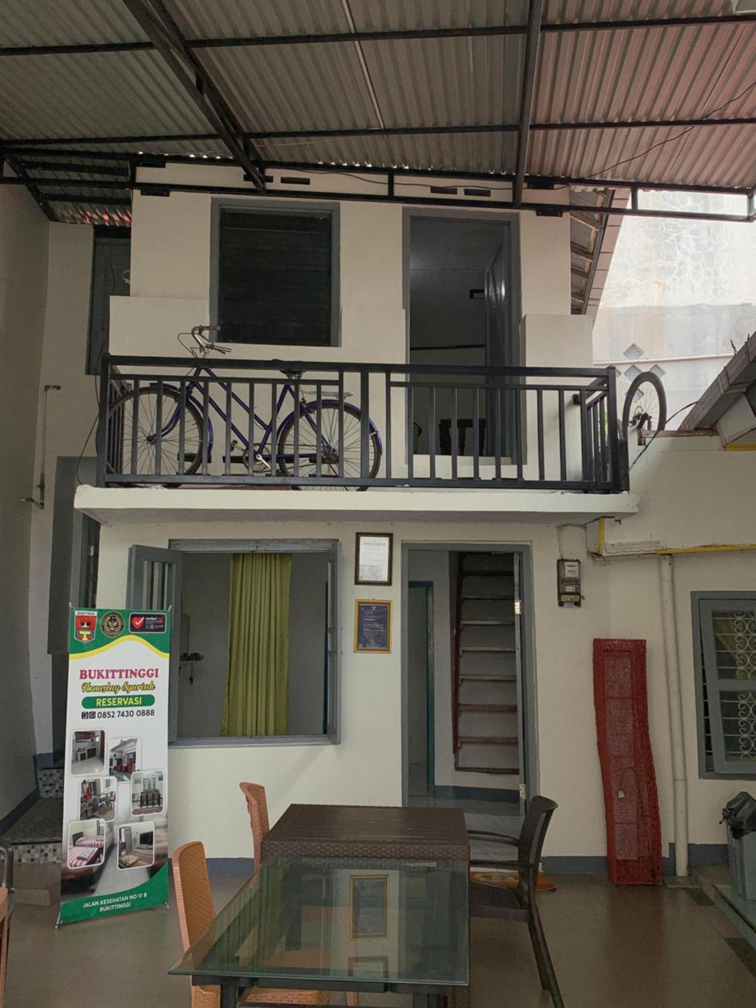Bukittinggi Homestay Esterno foto