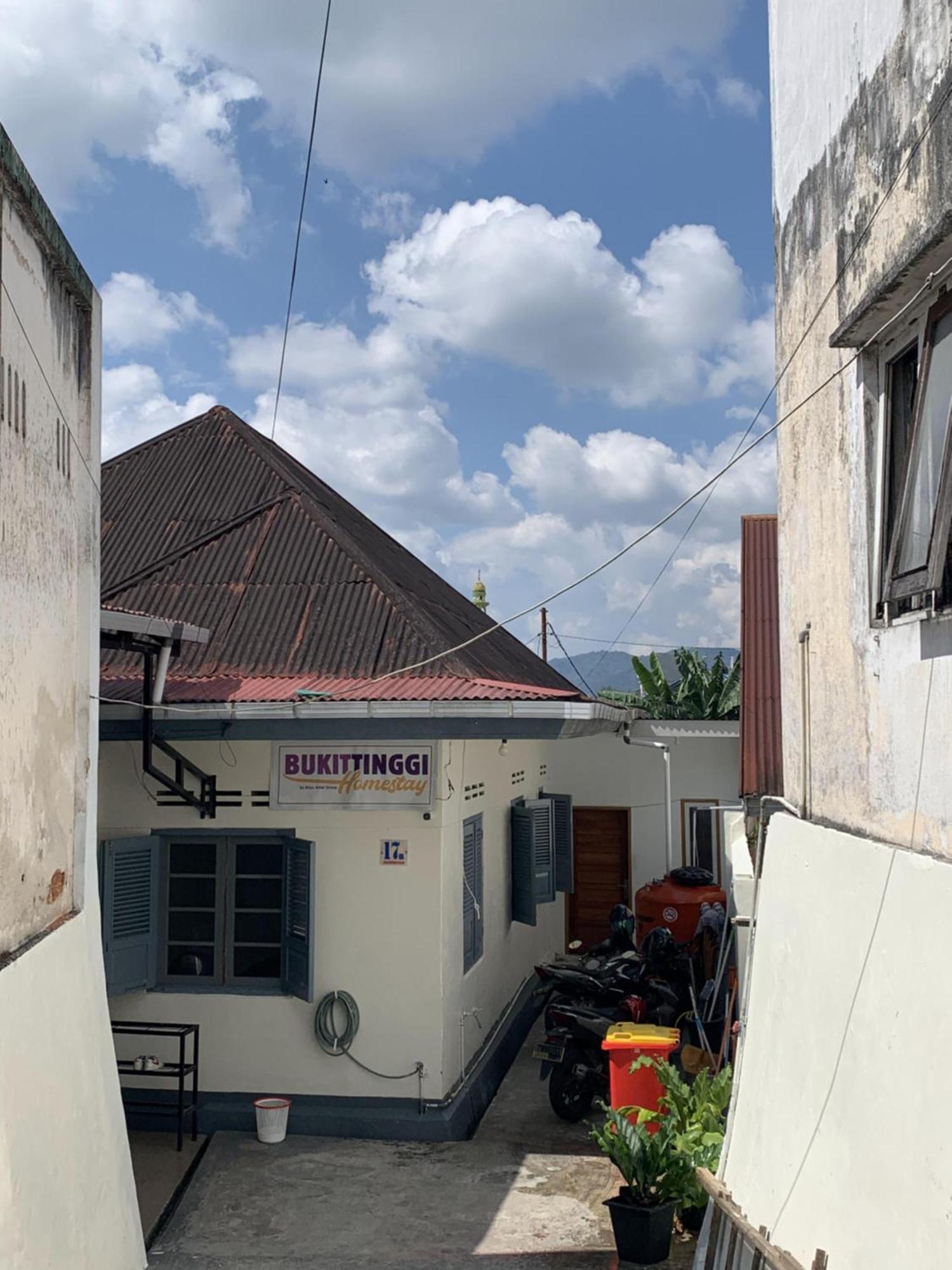 Bukittinggi Homestay Esterno foto